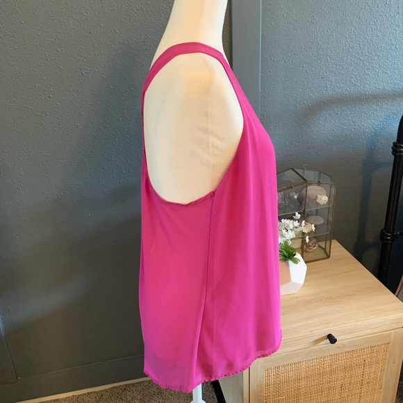 🩷💜Open Back Flow Top💜🩷 - Picture 4 of 8